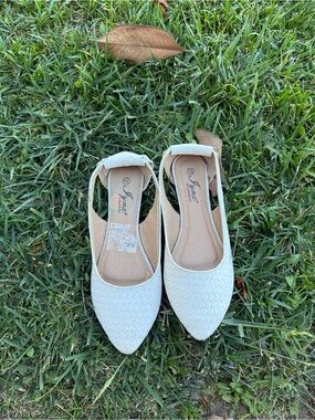 Women’s White Woven Slingback Flats - Unbranded